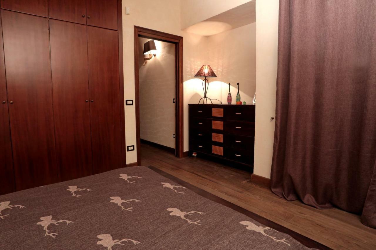 I Lari Castel Del Monte Bed & Breakfast กาสเตล เดล มอนเต ภายนอก รูปภาพ