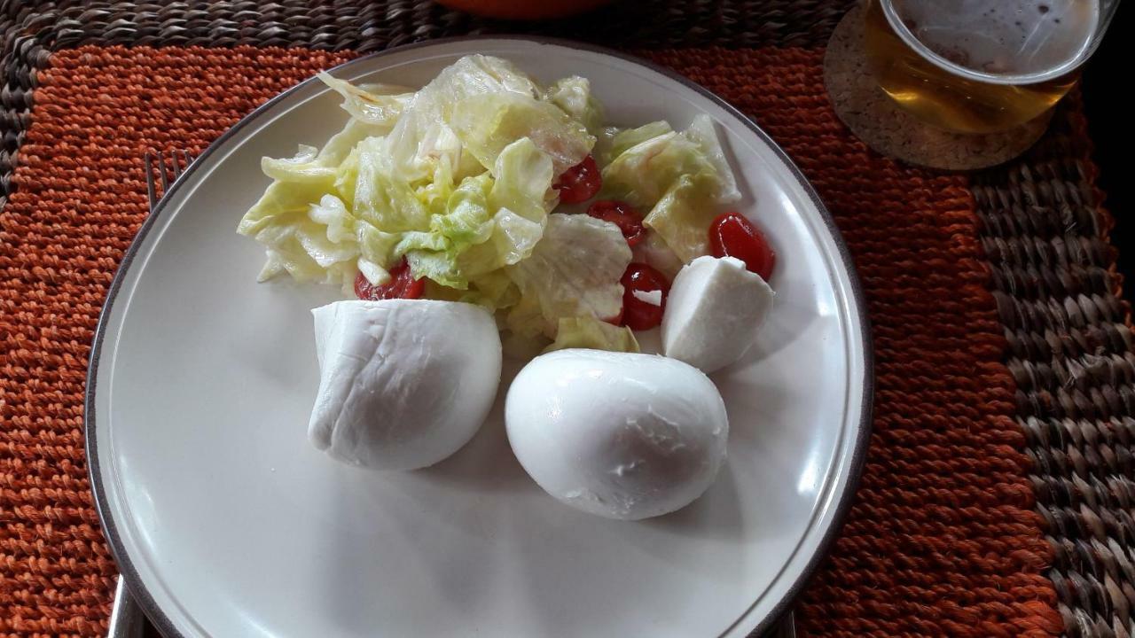 I Lari Castel Del Monte Bed & Breakfast กาสเตล เดล มอนเต ภายนอก รูปภาพ