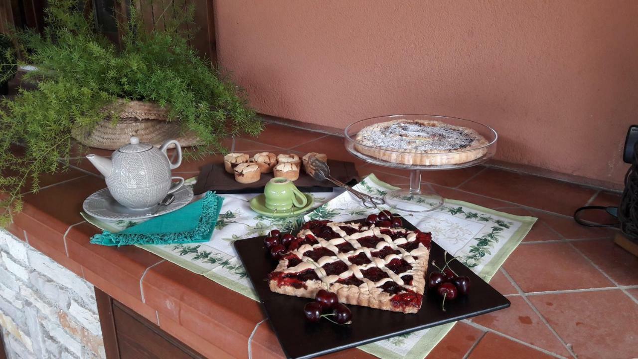 I Lari Castel Del Monte Bed & Breakfast กาสเตล เดล มอนเต ภายนอก รูปภาพ